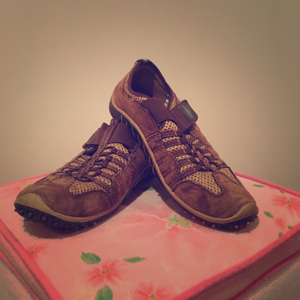 Women’s Brown Water Shoes